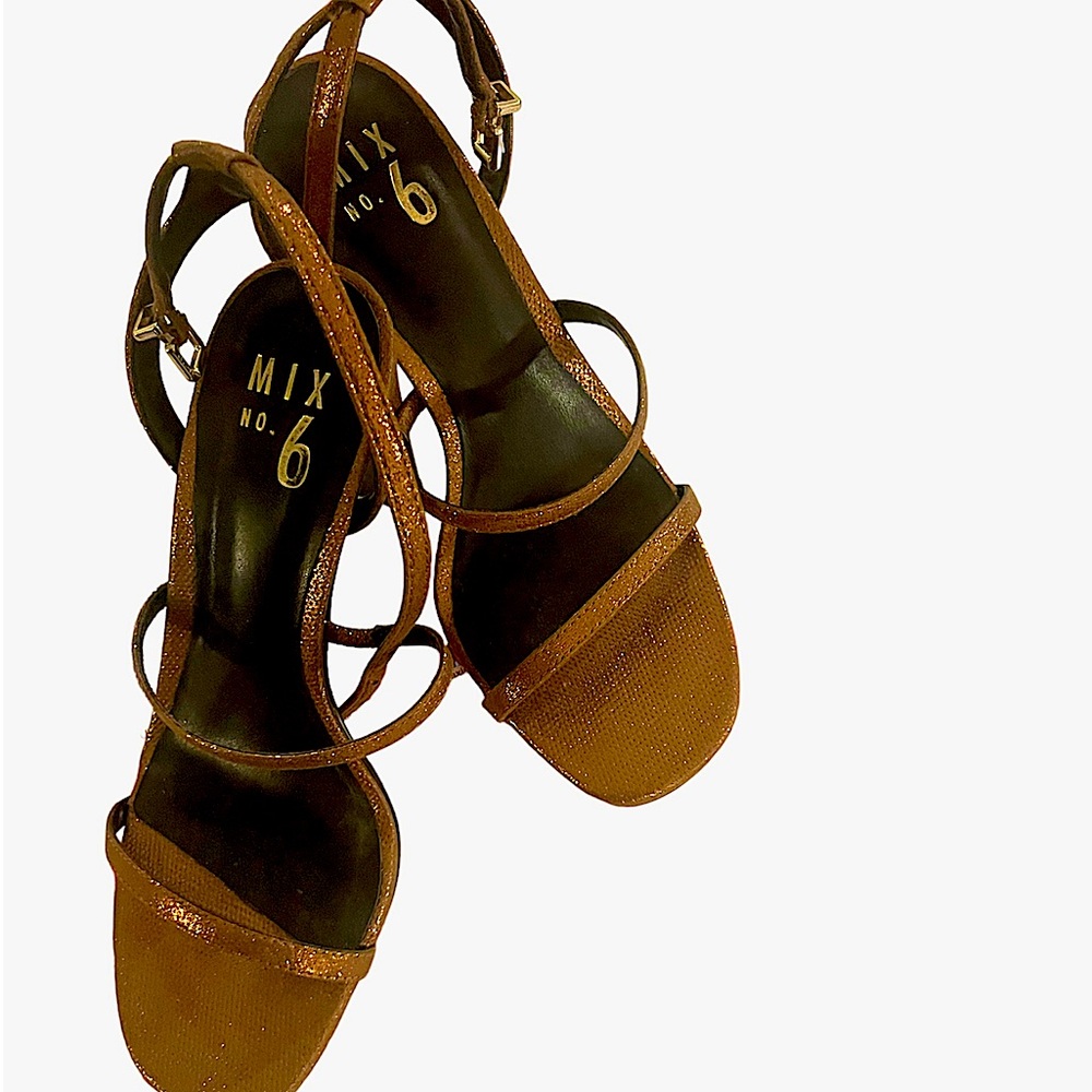 Women’s Mix no. 6 Pretty Little Bronze Strappies!!